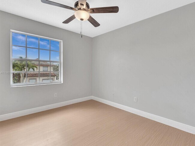 Building Photo - 1498 SW 106th Ave