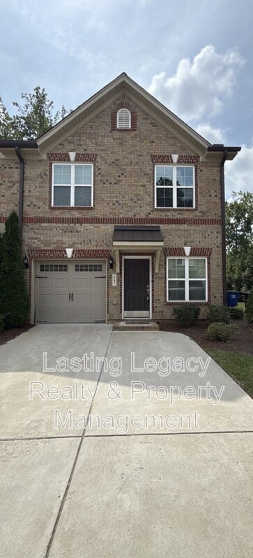 Building Photo - 847 Silver Leaf Dr