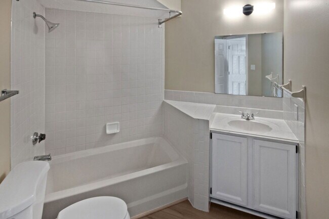 Building Photo - 315 Shirley Ridge Dr