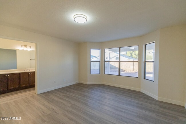 Building Photo - 4368 W Wahalla Ln