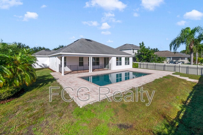 Building Photo - 11701 Verrazano Dr