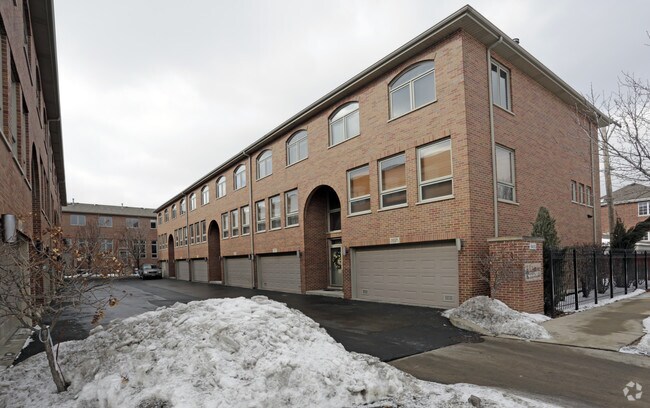 Building Photo - Glencar Estates