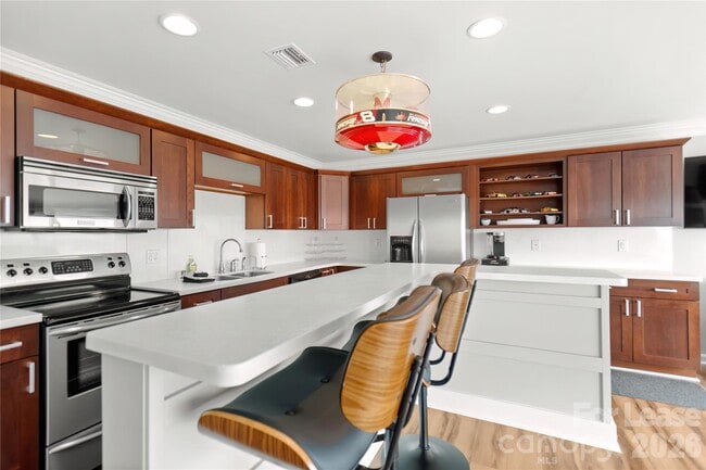 Building Photo - 4721 Morehead Rd