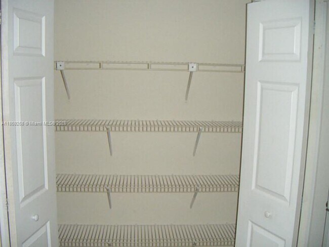 Building Photo - 11182 Sacco Dr