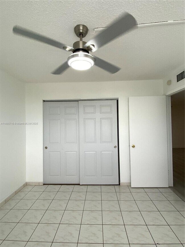 Building Photo - 12219 SW 14th Ln