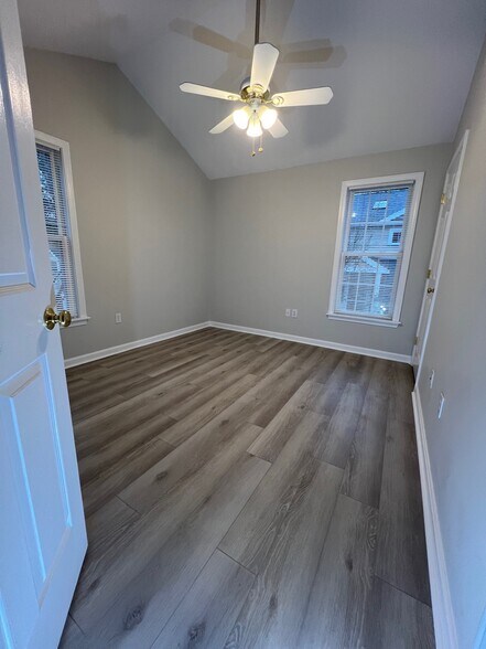 Building Photo - 134 Tyson Commons Ln