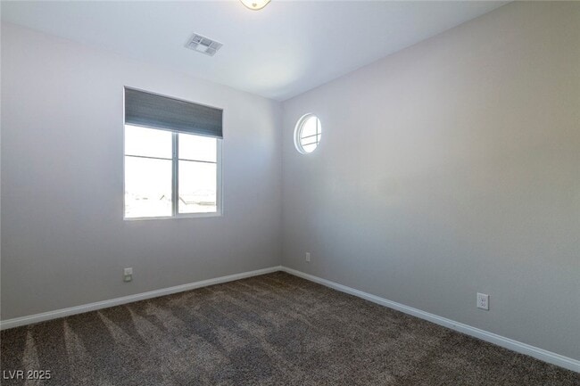 Building Photo - 10461 Skye Summit Ave