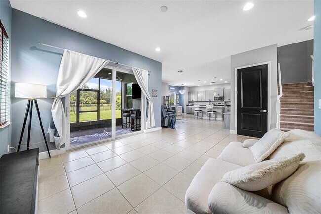 Building Photo - 15406 Goldfinch Cir