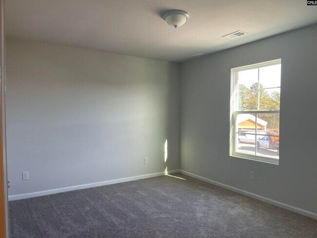 Building Photo - 317 Windfall Rd