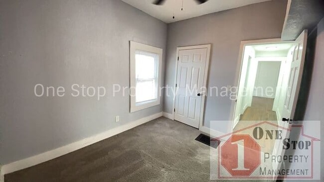 Building Photo - Beautiful 4 Bedroom 2 Bathroom Home in Kan...