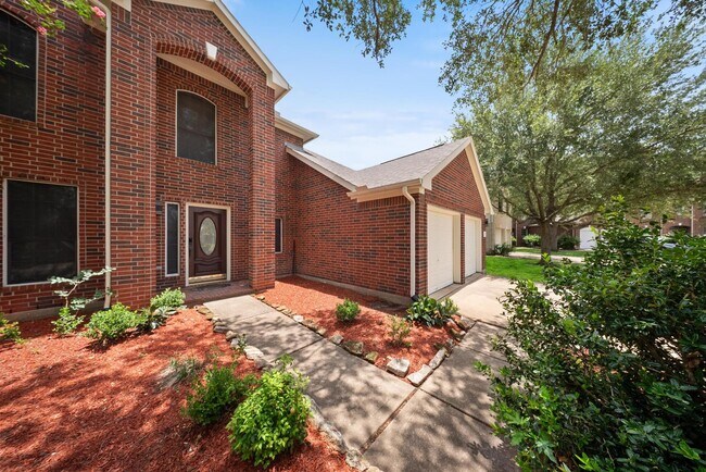 Building Photo - 8311 Sierra Hill Ct