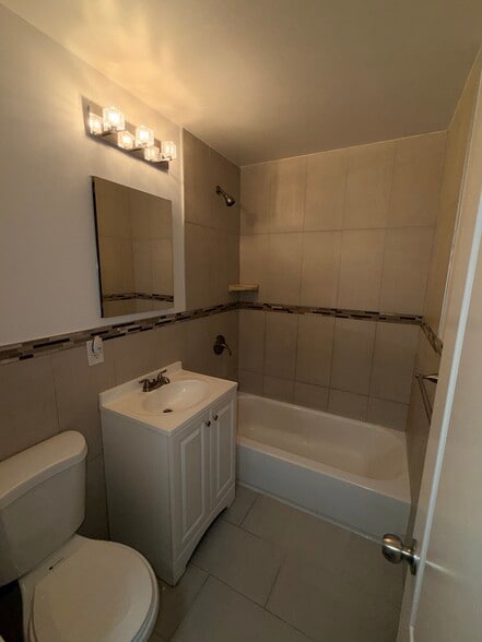 Full Bathroom - 35-26 32nd St