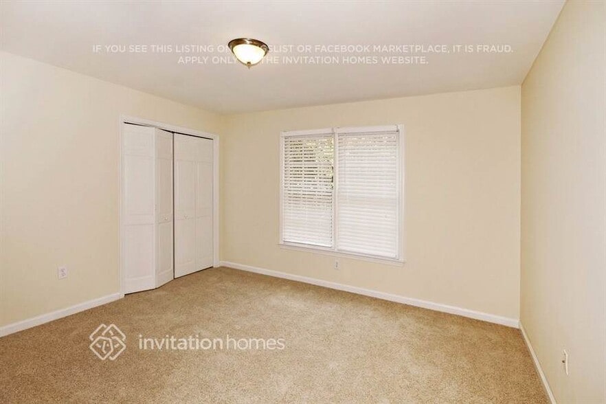 Building Photo - 1324 Beaumont Ct NW