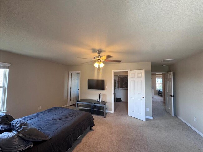 Building Photo - 321 Callahan Ln