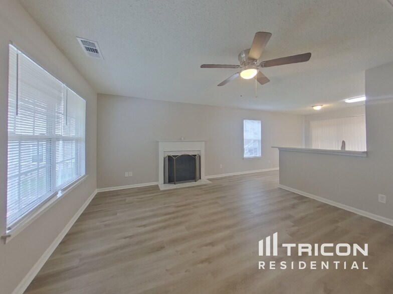 Building Photo - 9223 Garnet Field Ct