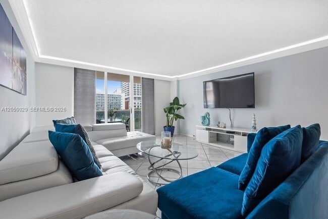 Building Photo - 3800 S Ocean Dr