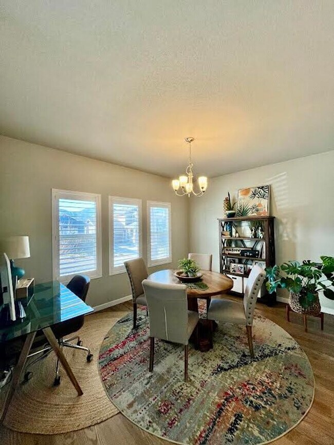 Building Photo - Beautiful 3 BD 2.5 BA Single Family Home, Built in 2019, Close to Downtown and Ft. Carson