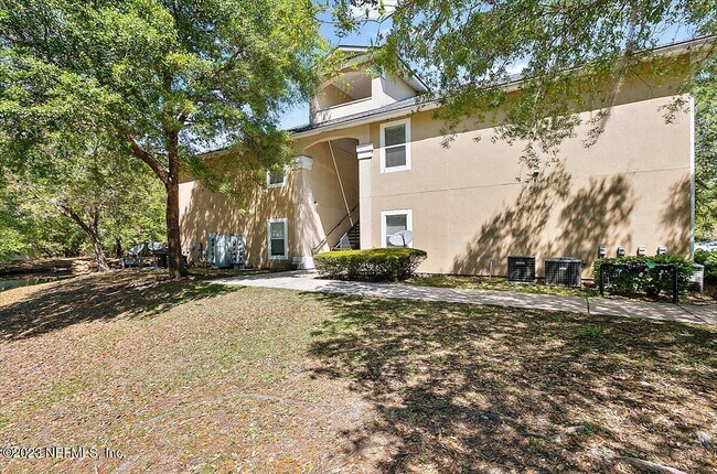 Primary Photo - 3620 Kirkpatrick Cir