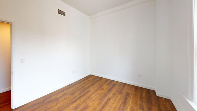 Floorplan - Clinton Street Lofts