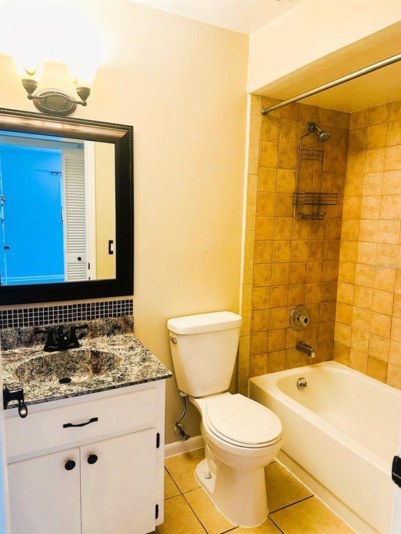 Building Photo - 2947 SW 32nd Ave