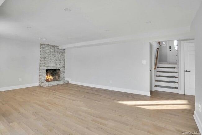 Building Photo - 89 Harvest Ln