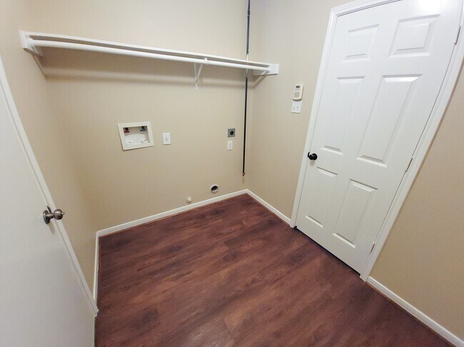 Building Photo - 3408 Wheatstalk Ln