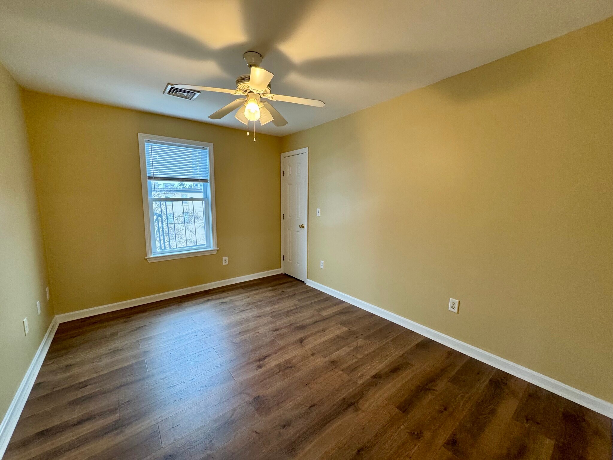 Building Photo - 163 Atwells Ave