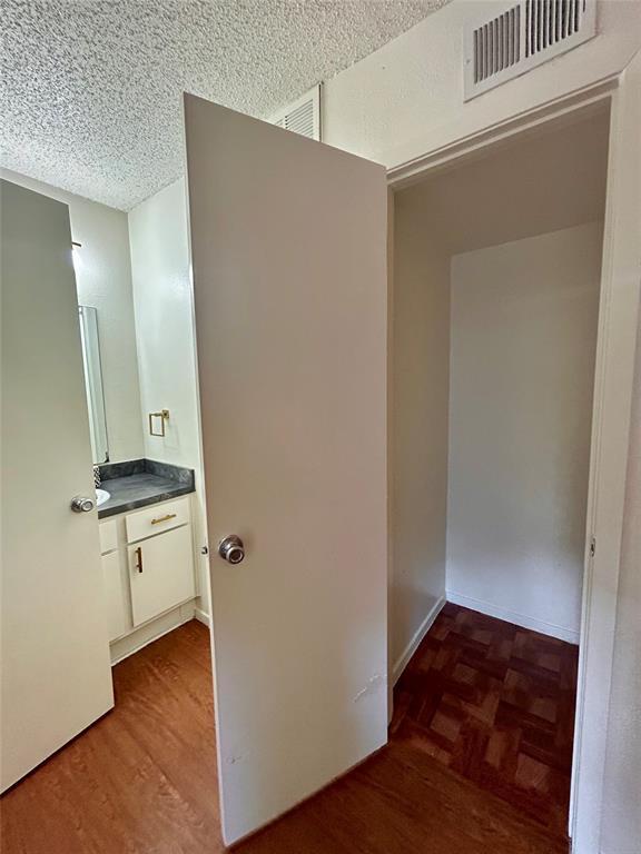 Building Photo - 4209 Avenue B