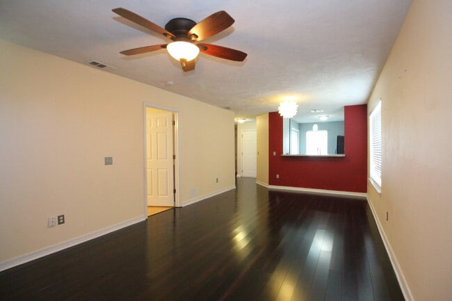 Building Photo - Navarre Gem Near Beaches & Bases – 3BR/2BA...