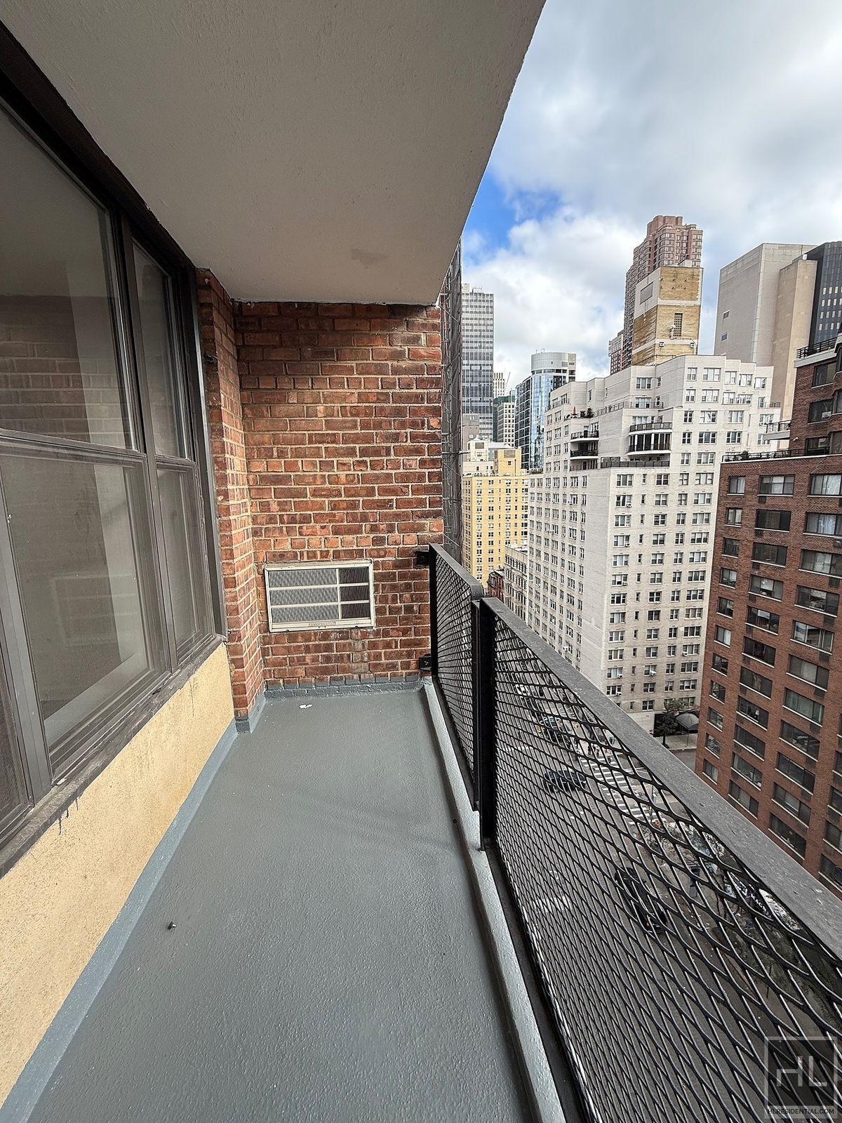 Building Photo - EAST 35 STREET