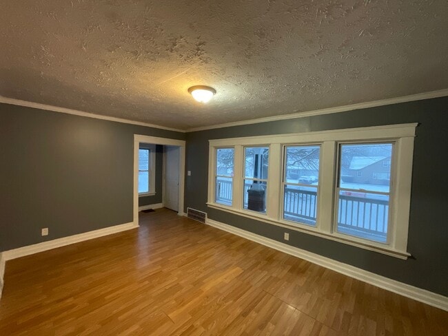 Building Photo - 12602 Thornhurst Ave