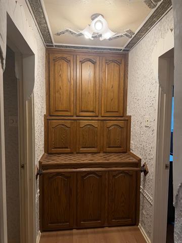 Building Photo - 2309 Richwood Dr