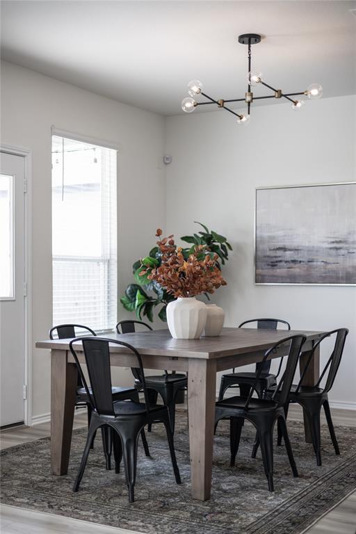 Building Photo - 1905 Red Berry Pass