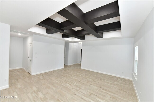 Building Photo - 142 Ruth Trl