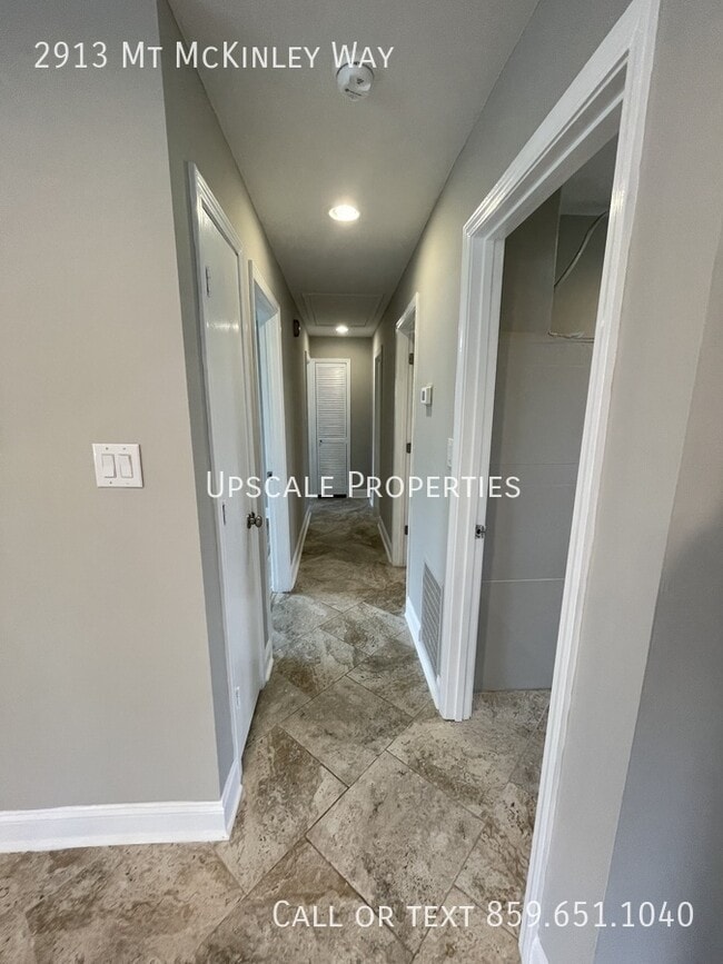 Building Photo - 2913 Mt McKinley Way