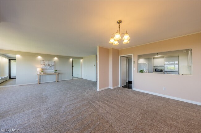 Building Photo - 1 Bratenahl Pl