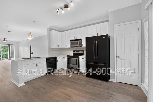 Building Photo - 3809 Picasso Court