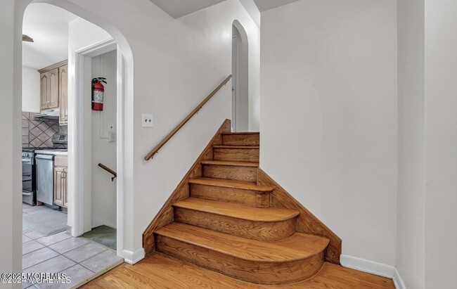 Building Photo - 223 Harrison Ave