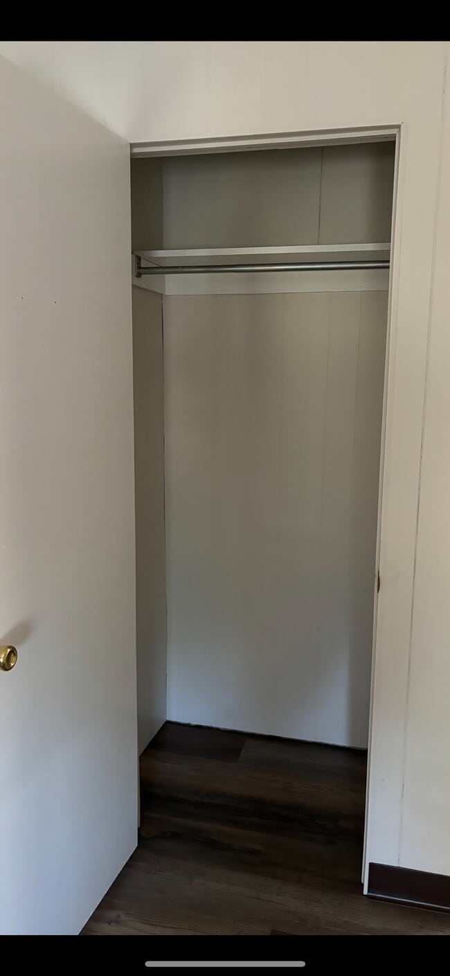 Building Photo - 21 Hertz Ct