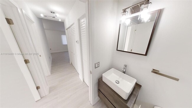 Building Photo - 3834 SW 149th Pl