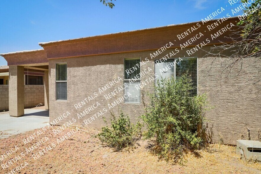 Building Photo - 6343 W Pontiac Dr