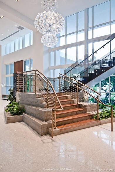 Building Photo - 2020 N Bayshore Dr