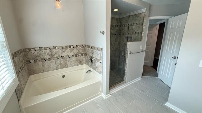 Building Photo - 737 Calico Ln