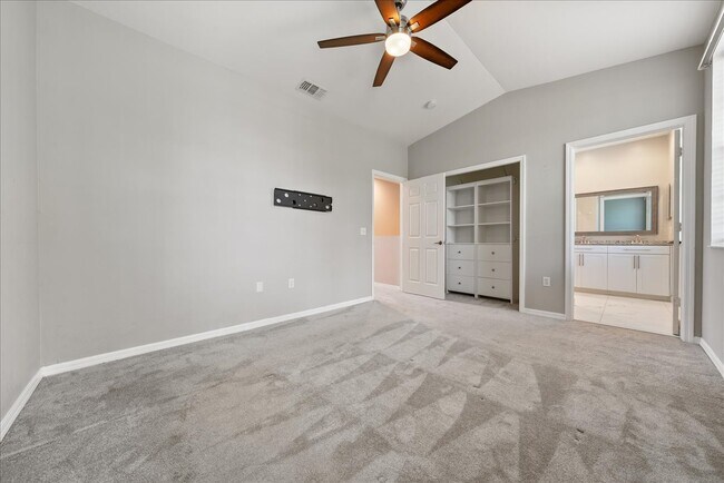 Building Photo - 3309 Lisa Ln