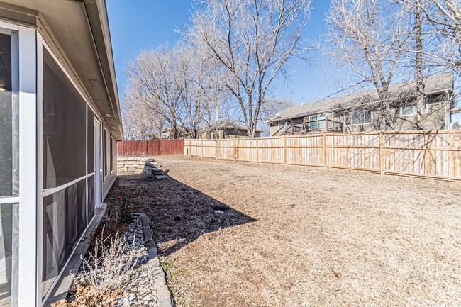 Building Photo - Fully fenced in yard