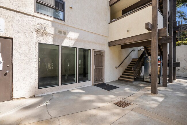 Building Photo - 7765 W 91st St