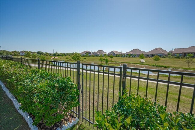 Building Photo - 1818 Smithers Landing Dr