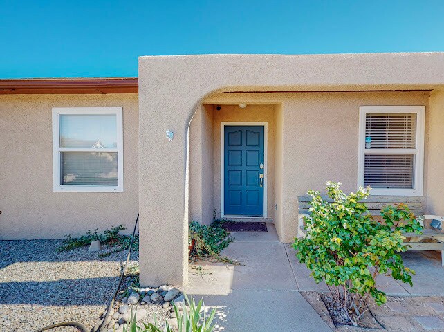 Building Photo - 3010 May Cir SE