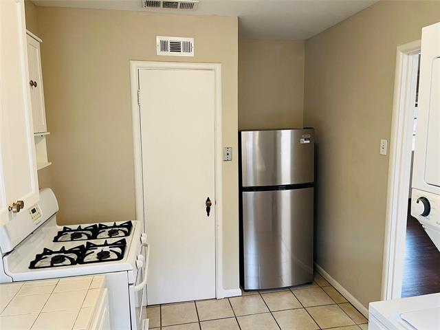 Building Photo - 6235 St Moritz Ave