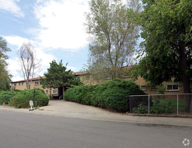 Sundance Buffet Apartments 1680 Beeler St Aurora CO 80010 Apartment